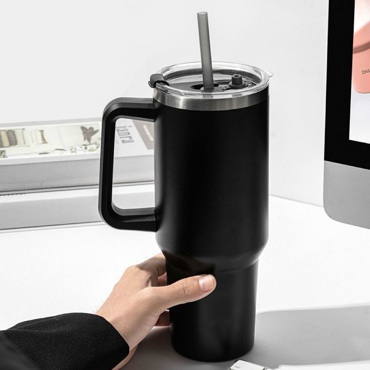 1200ML Stainless Steel Insulated Tumbler with Lid & Straw – Leakproof Travel Mug for Coffee, Water & Iced Tea
